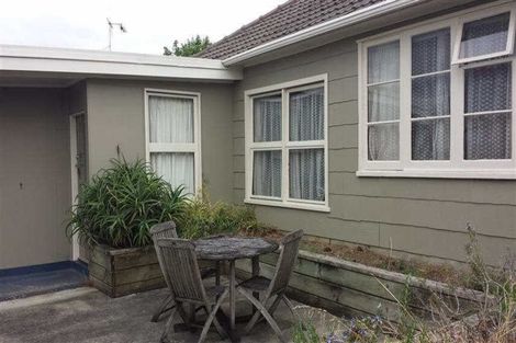 Photo of property in 19 Old Farm Road, Hamilton East, Hamilton, 3216