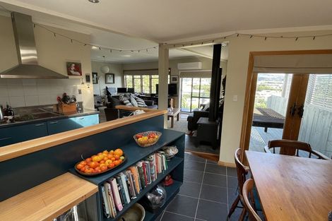 Photo of property in 28 Elphinstone Avenue, Strathmore Park, Wellington, 6022