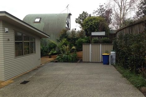 Photo of property in 40a Verran Road, Birkdale, Auckland, 0626