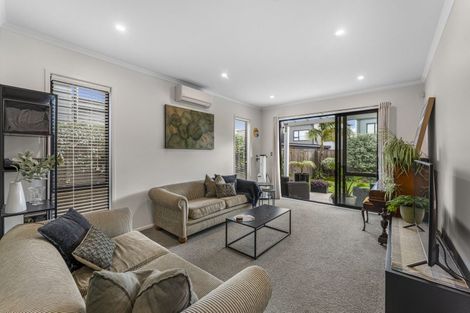 Photo of property in 13 Ian Morrison Road, Hobsonville, Auckland, 0616