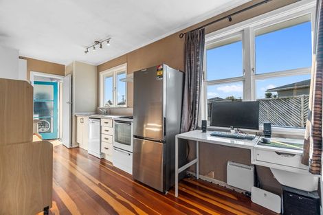 Photo of property in 42 Irvine Street, Frankton, Hamilton, 3204