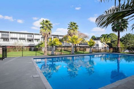 Photo of property in 14f/30 Westward Ho, Glen Eden, Auckland, 0602