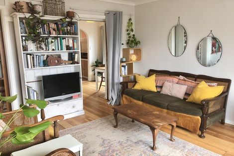 Photo of property in 16 Chrystal Street, Foxton Beach, Foxton, 4815