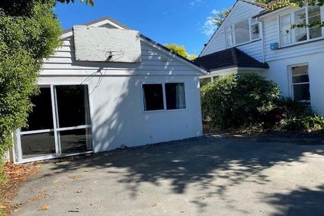 Photo of property in 27 Ilam Road, Upper Riccarton, Christchurch, 8041