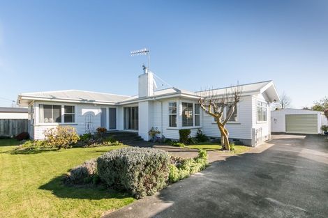 Photo of property in 18 Pembroke Street, Taradale, Napier, 4112