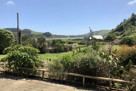 Photo of property in 173a Te Mahoe Road, Mokau, 4376