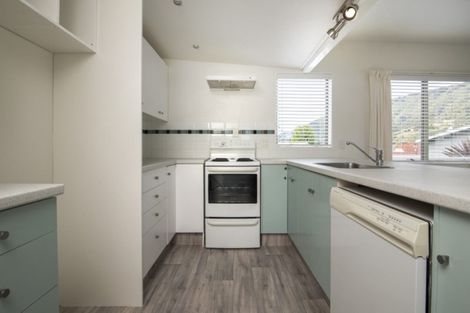 Photo of property in 2 Marina Drive, Waikawa, Picton, 7220