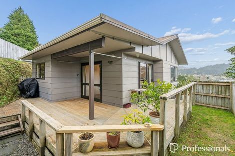 Photo of property in 15c Glen Road, Stokes Valley, Lower Hutt, 5019