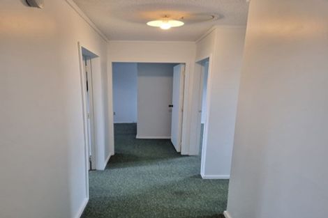 Photo of property in 2/87 Manuroa Road, Takanini, 2112