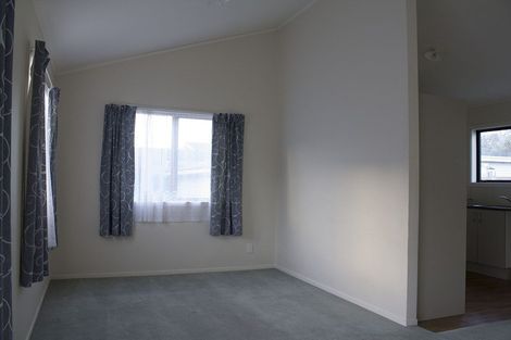 Photo of property in 33a Findlay Street, Tawa, Wellington, 5028