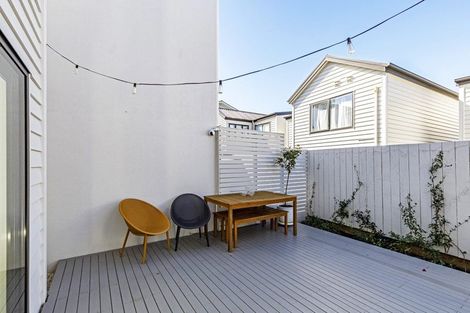 Photo of property in 10b Cranston Street, Torbay, Auckland, 0632