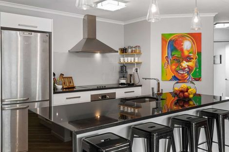 Photo of property in 1 Attrill Place, Tawhero, Whanganui, 4501