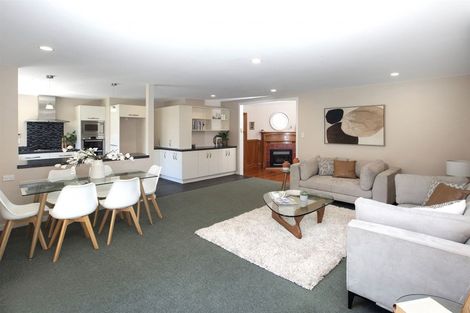 Photo of property in 57 Sandwich Road, Beckenham, Christchurch, 8023