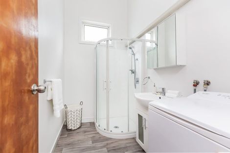 Photo of property in 144 Rongotai Road, Kilbirnie, Wellington, 6022