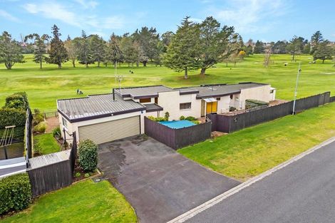 Photo of property in 50 Saint Andrews Terrace, St Andrews, Hamilton, 3200