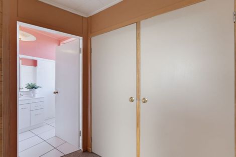 Photo of property in 9 Meadow Street, Lumsden, 9730