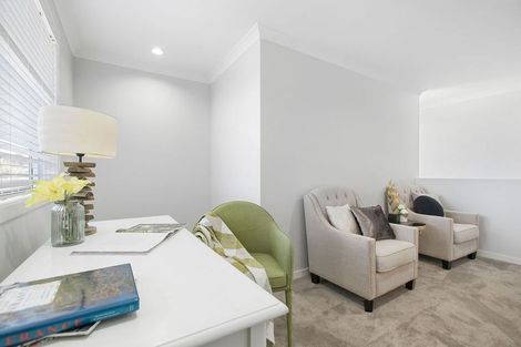 Photo of property in 1 Mchardy Place, Glenfield, Auckland, 0627