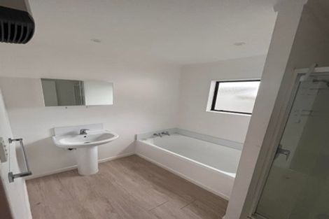 Photo of property in 100 Gillespies Road, Birchville, Upper Hutt, 5018