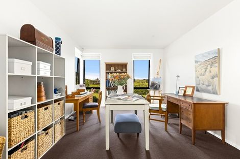 Photo of property in 16 Tamahunga Drive, Matakana, Warkworth, 0985