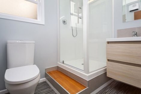 Photo of property in 6 Nuffield Street, Tawa, Wellington, 5028