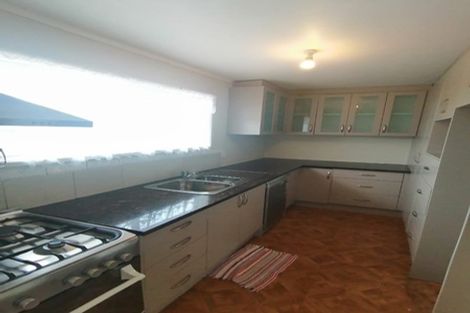 Photo of property in 4 Backhurst Grove, Massey, Auckland, 0614