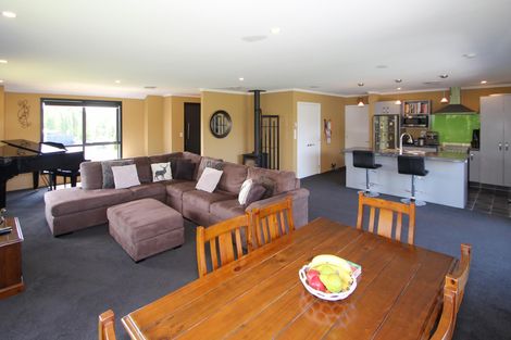 Photo of property in 17 Blue Stone Drive, Waiareka Junction, Oamaru, 9401