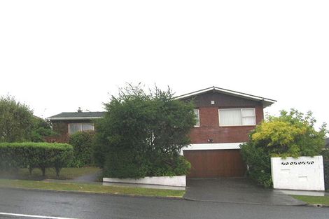 Photo of property in 6 Chelsea View Drive, Chatswood, Auckland, 0626