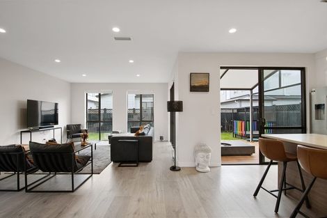 Photo of property in 15 Wicket Lane, Whenuapai, Auckland, 0618