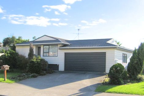 Photo of property in 3 Lowburn Place, Clover Park, Auckland, 2019