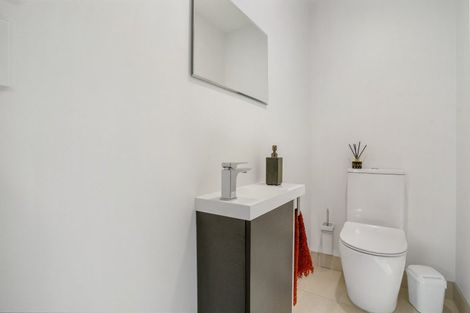 Photo of property in 60 Welsh Road, Winton, 9720