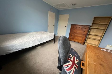 Photo of property in 30 Fitzpatrick Street, Newlands, Wellington, 6037