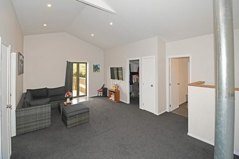 Photo of property in 17 Lupis Way, Kaiwaka, 0573