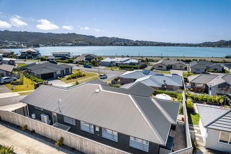 Photo of property in 5 Margaret Shields Avenue, Aotea, Porirua, 5024