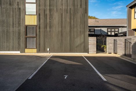 Photo of property in 7/20 Trent Street, Island Bay, Wellington, 6023