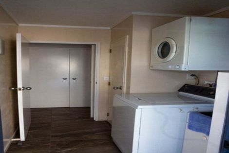 Photo of property in 16 Shoemaker Road, Waipu, 0510