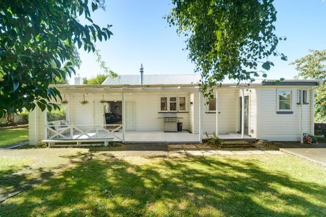 Photo of property in 16 High Street, Bulls, 4818