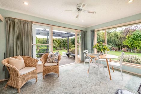 Photo of property in 278 Wooldridge Road, Harewood, Christchurch, 8051