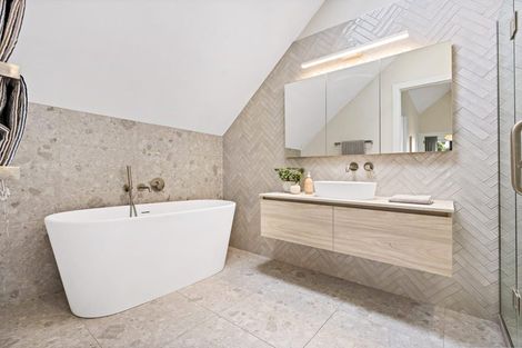 Photo of property in 71a Ngataringa Road, Devonport, Auckland, 0624