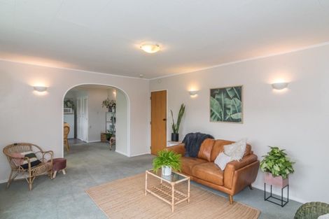 Photo of property in 12 Leybourne Avenue, Waikanae, 5036