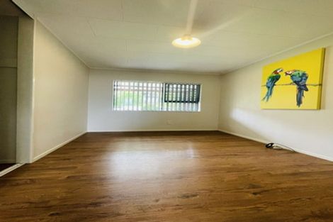 Photo of property in 1 John Webster Place, Glen Eden, Auckland, 0602