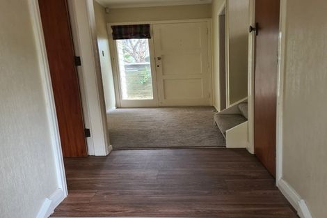 Photo of property in 89 Tirohanga Road, Tirohanga, Lower Hutt, 5010