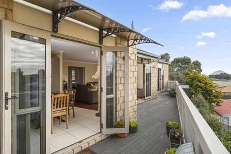 Photo of property in 21b Bayfair Drive, Mount Maunganui, 3116