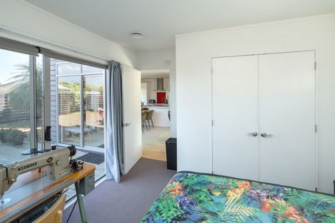 Photo of property in 43 Sackville Street, Martinborough, 5711