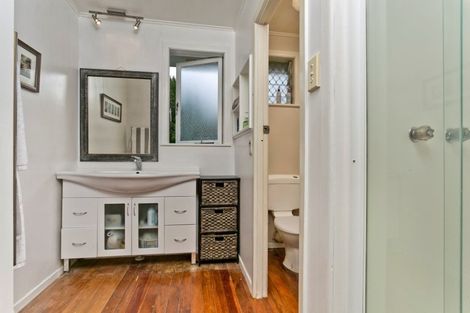 Photo of property in 141 Nile Road, Milford, Auckland, 0620