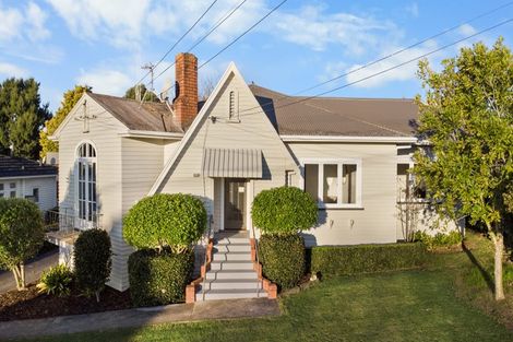 Photo of property in 12 Hillcrest Road, Hillcrest, Hamilton, 3216