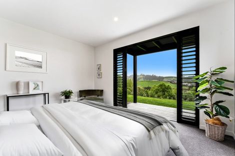 Photo of property in 7 Tamahunga Drive, Matakana, Warkworth, 0985