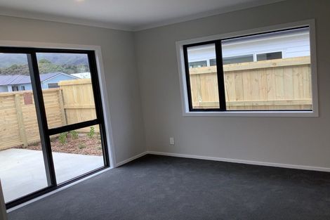 Photo of property in 35 Grovedale Square, Wainuiomata, Lower Hutt, 5014