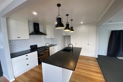 Photo of property in 25 Lawrie Avenue, Pukekohe, 2120