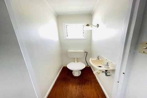Photo of property in 22a Oriana Avenue, Lynfield, Auckland, 1042