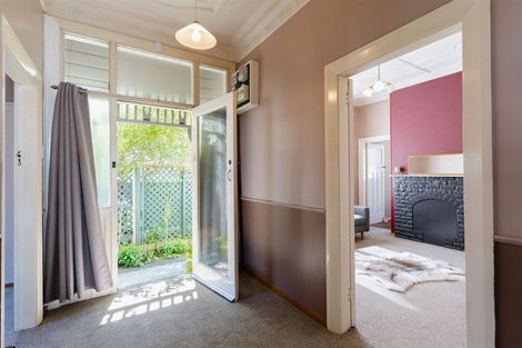 Photo of property in 139 Surrey Street, Forbury, Dunedin, 9012